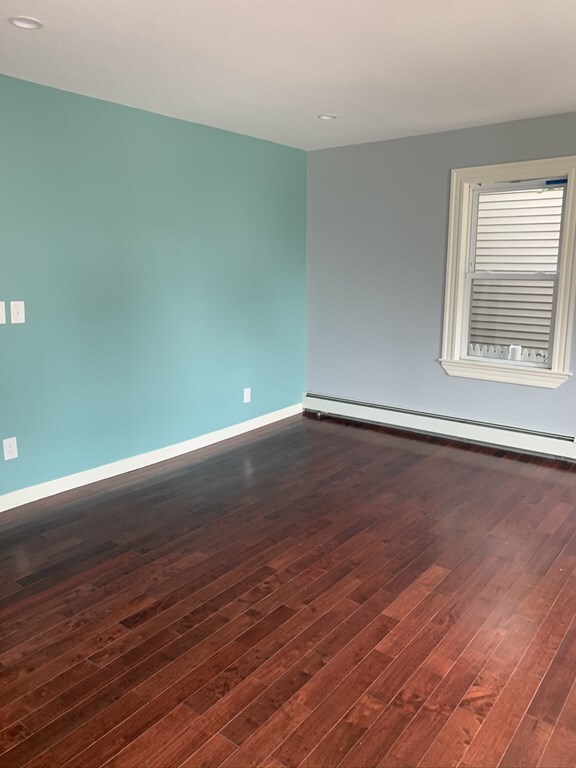 11 Chadwell Ct, Lynn, MA 01905 - photo 4