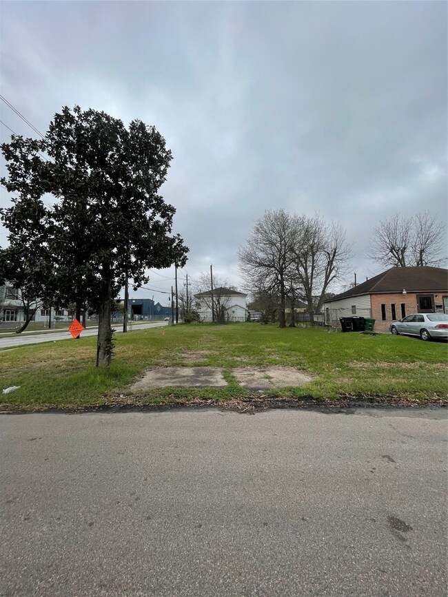 4501 Keystone St, Houston, TX 77021 - photo 3