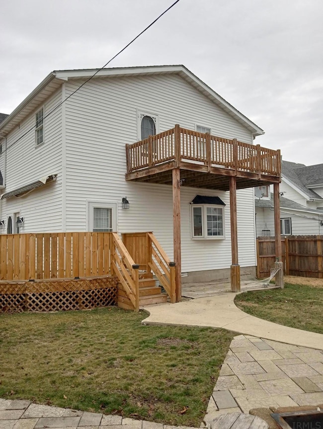 557 E Boone St, Frankfort, IN 46041 - photo 2