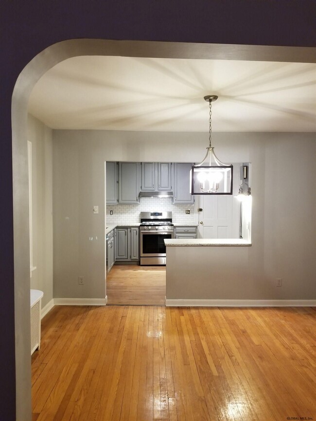 1283 Keyes Ave, Schenectady, NY 12309 - photo 3