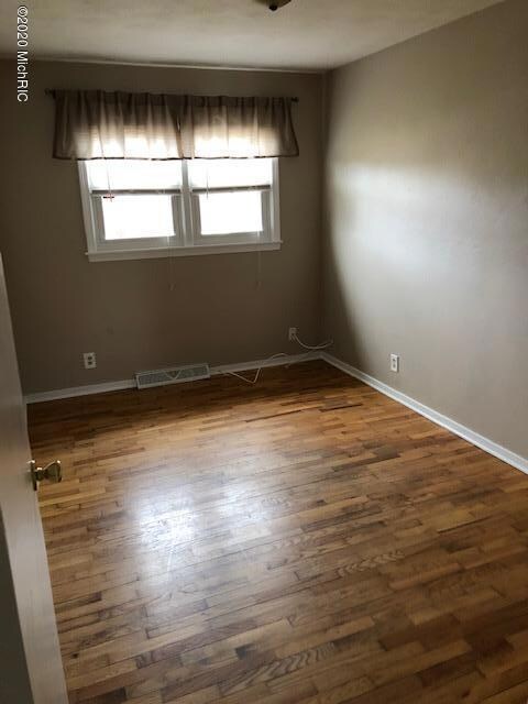 4393 Oak St, Bridgman, MI 49106 - photo 6