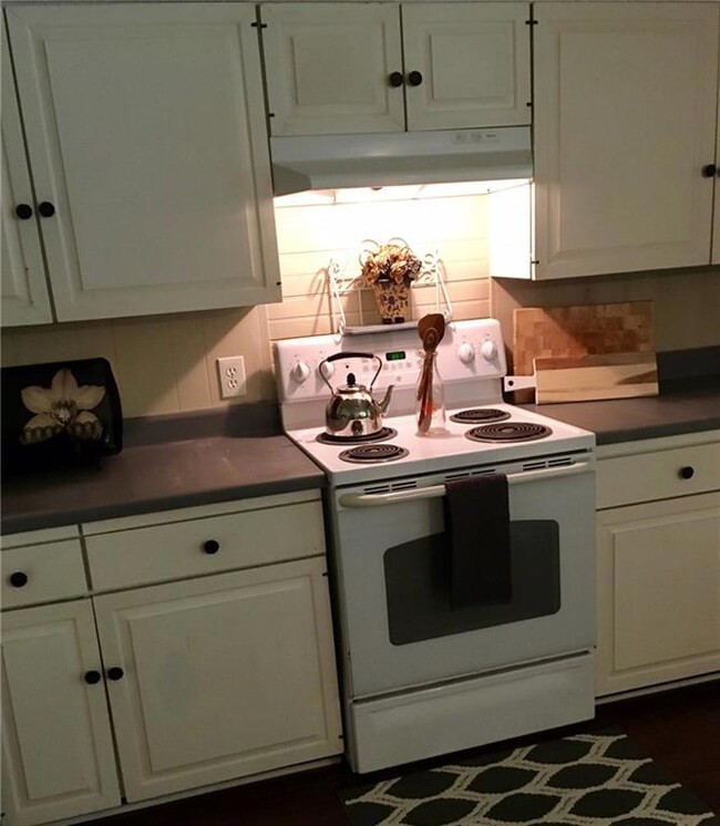 210 N Steele Ave unit a, Picayune, MS 39466 - photo 5