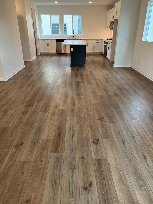 27717 Stonehurst Ln, Los Angeles, CA 90732 - photo 7