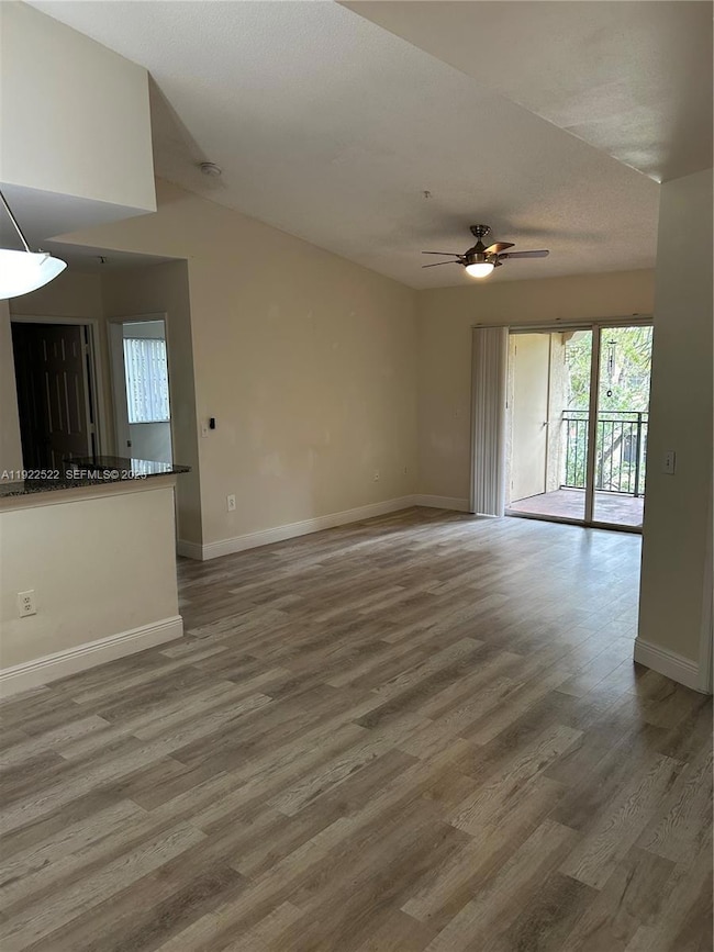 2494 Centergate Dr unit 302, Miramar, FL 33025 - photo 3