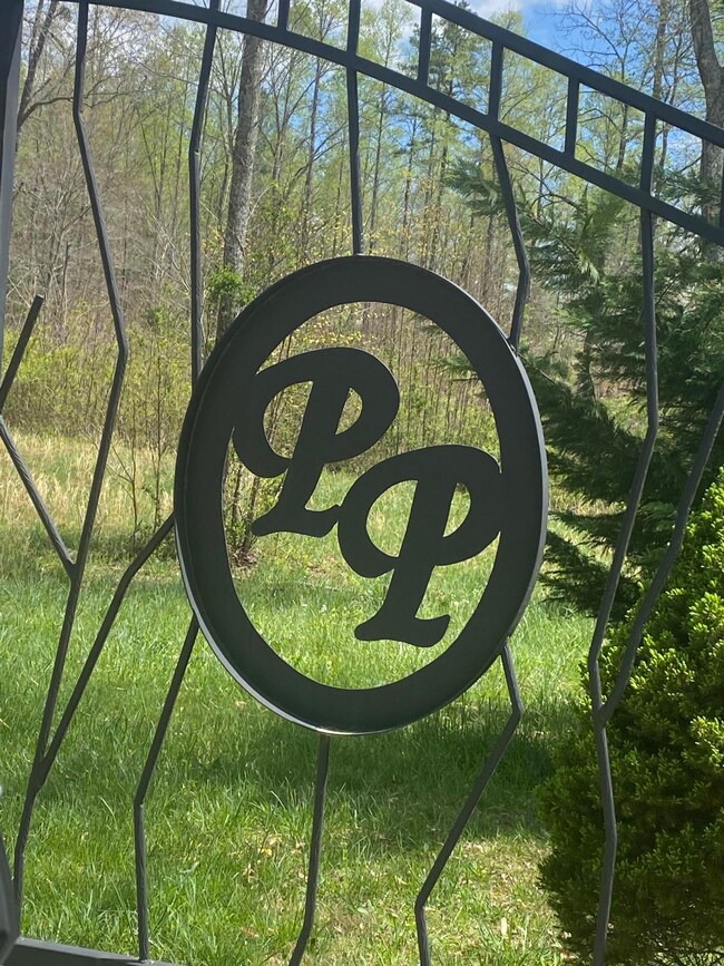 PP Gate Insignia