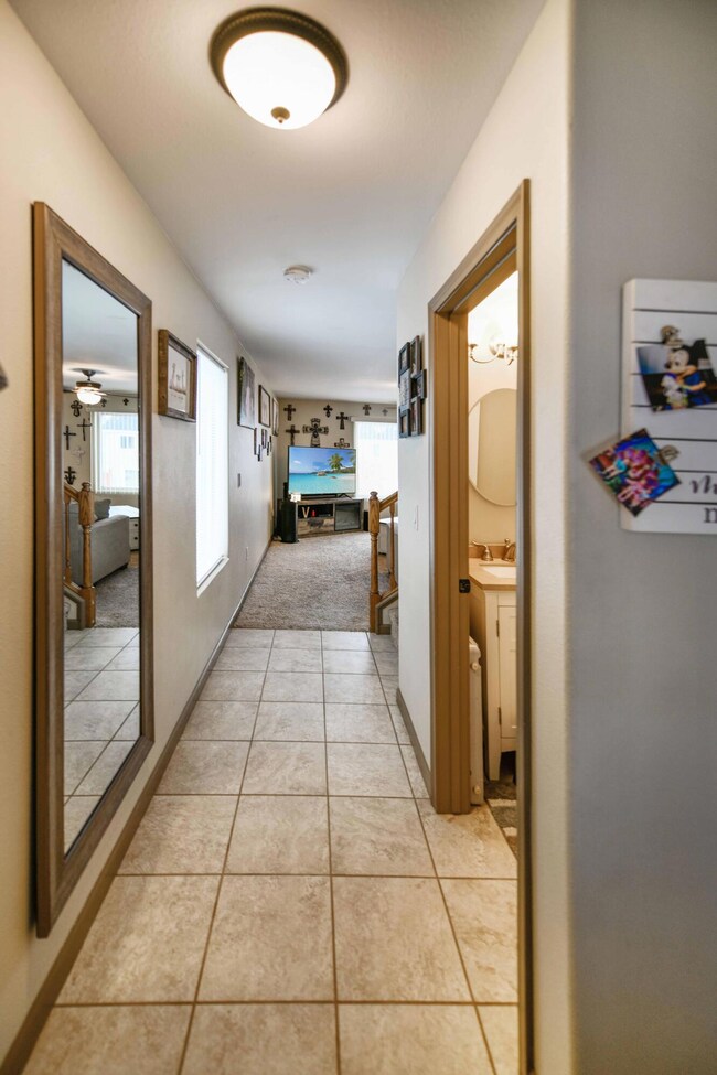 5819 Vanessa Ave, Williston, ND 58801 - photo 5