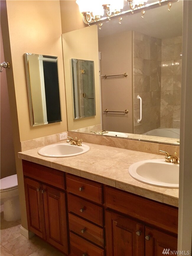 321 E Soderberg Rd unit 6, Allyn, WA 98524 - photo 4