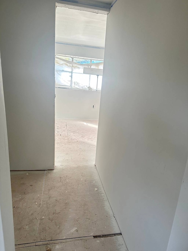 405 Union Dr unit 9, Lakeland, FL 33805 - photo 4