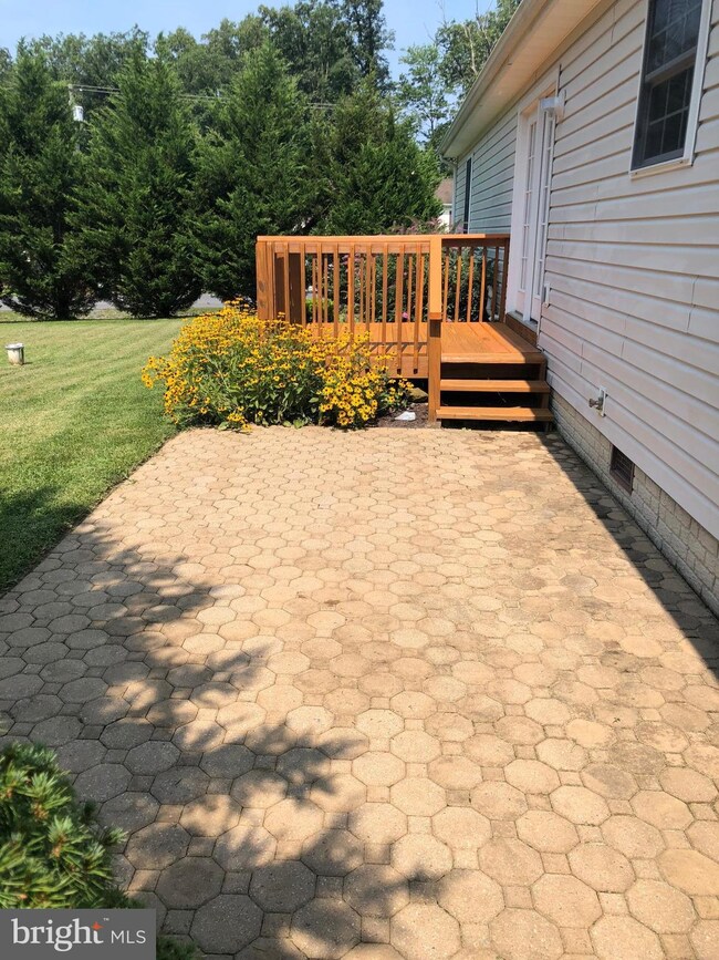 14 Elisha Ct, Bunker Hill, WV 25413 - photo 6