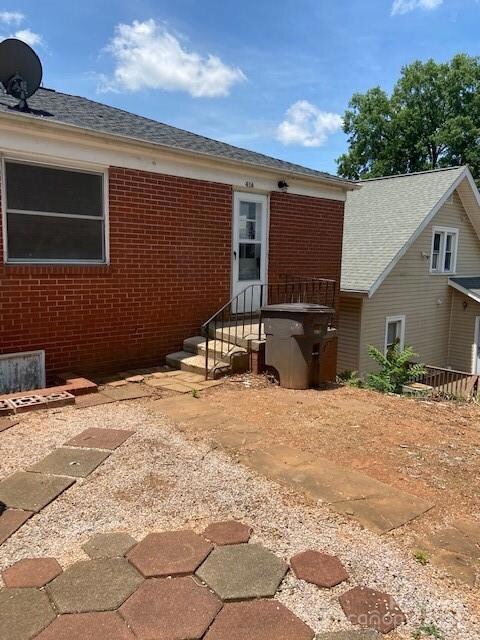 416 N Center St, Statesville, NC 28677 - photo 2