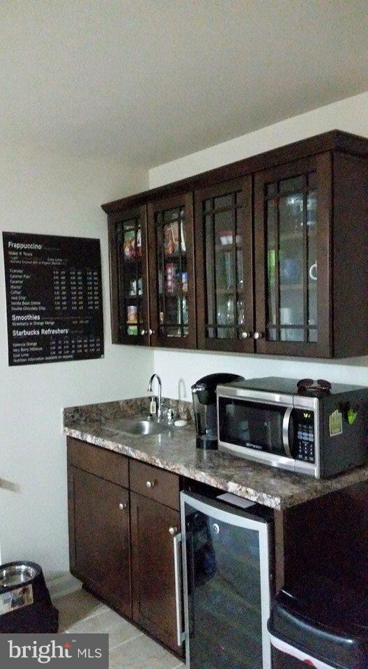 25247 Laureldale Terrace, Chantilly, VA 20152 - photo 3