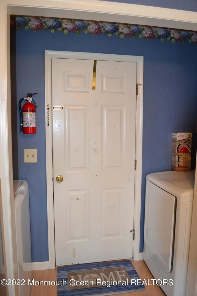 12 Lighthouse Dr, Manahawkin, NJ 08050 - photo 3