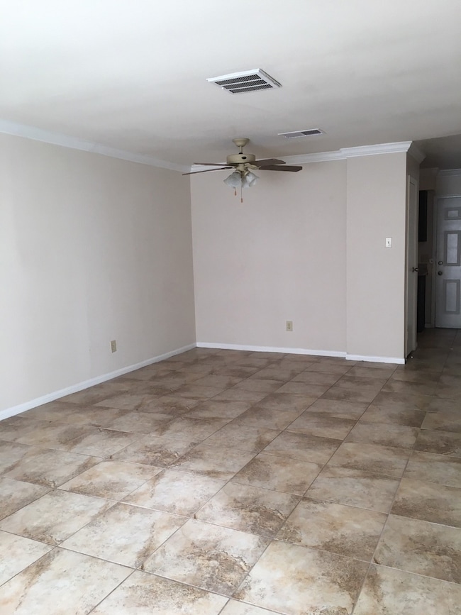 1130 Lyric Ln unit 6, Pasadena, TX 77503 - photo 7