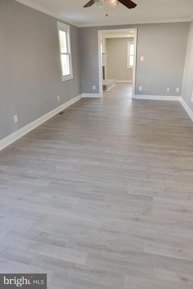 17445 Wilson St, Dumfries, VA 22026 - photo 7