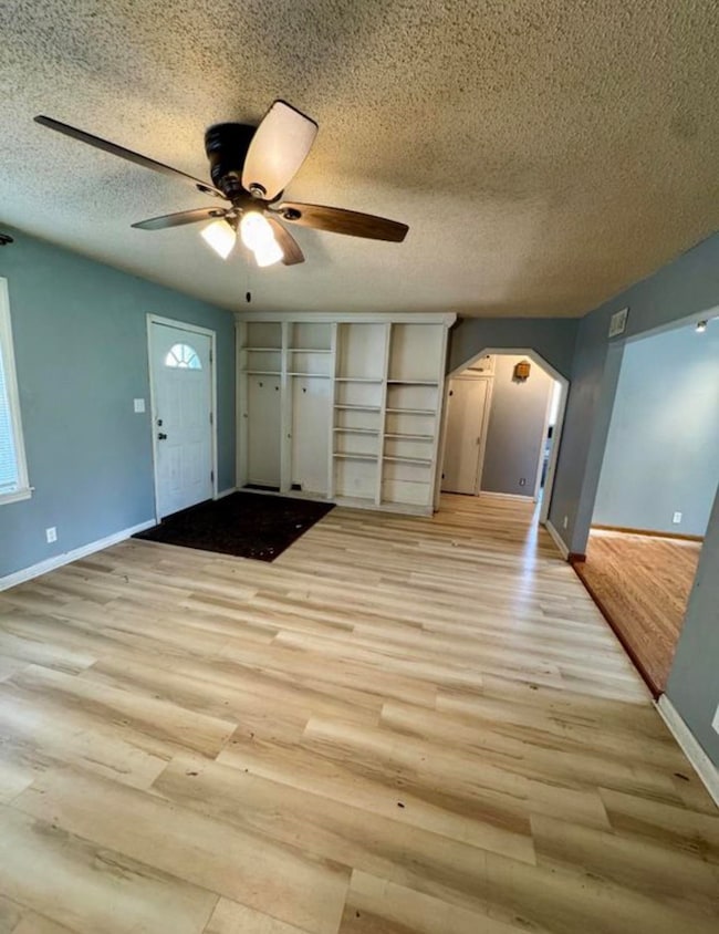 209 SW 7th St, Newton, KS 67114 - photo 2