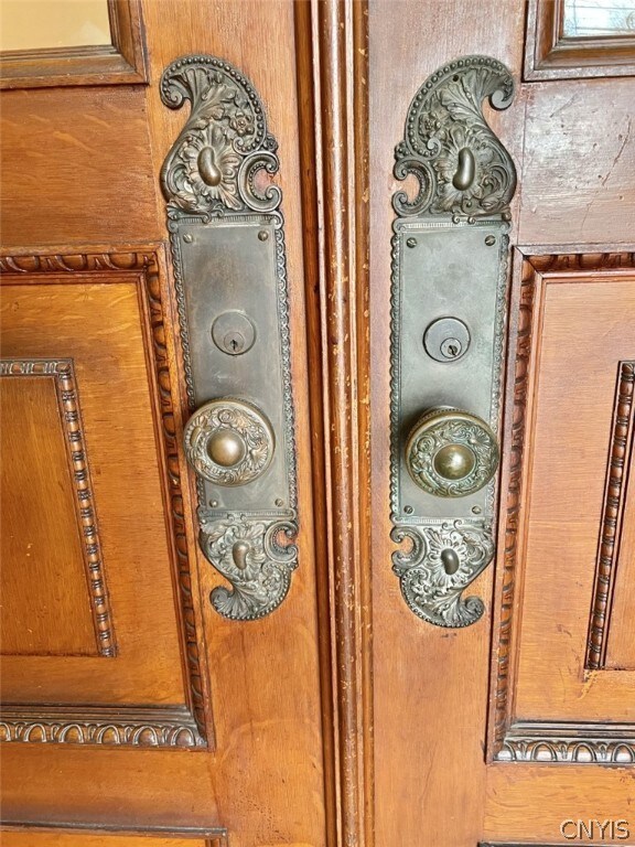 Current owner has lovingly preserved the character
