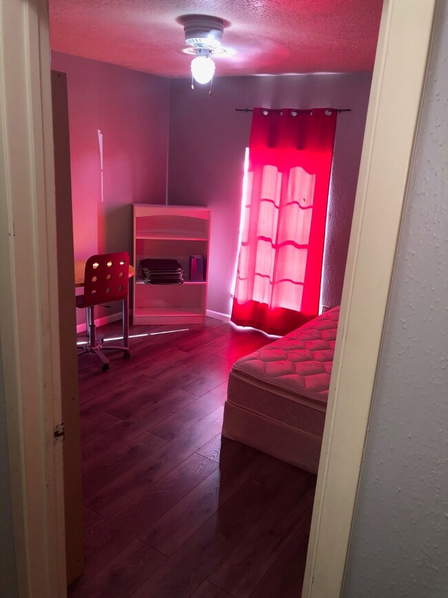 8419 Gulfwood Ln, Houston, TX 77075 - photo 6