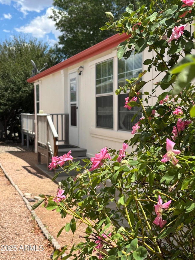 547 N Vermillion Dr, Prescott Valley, AZ 86314 - photo 2