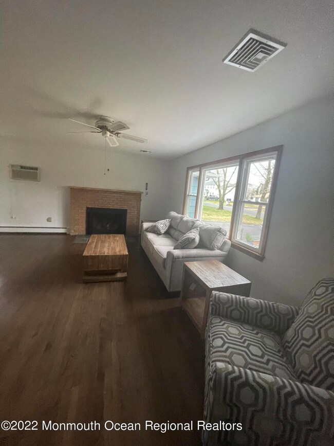 2028 Lesser Pkwy, Oakhurst, NJ 07755 - photo 3