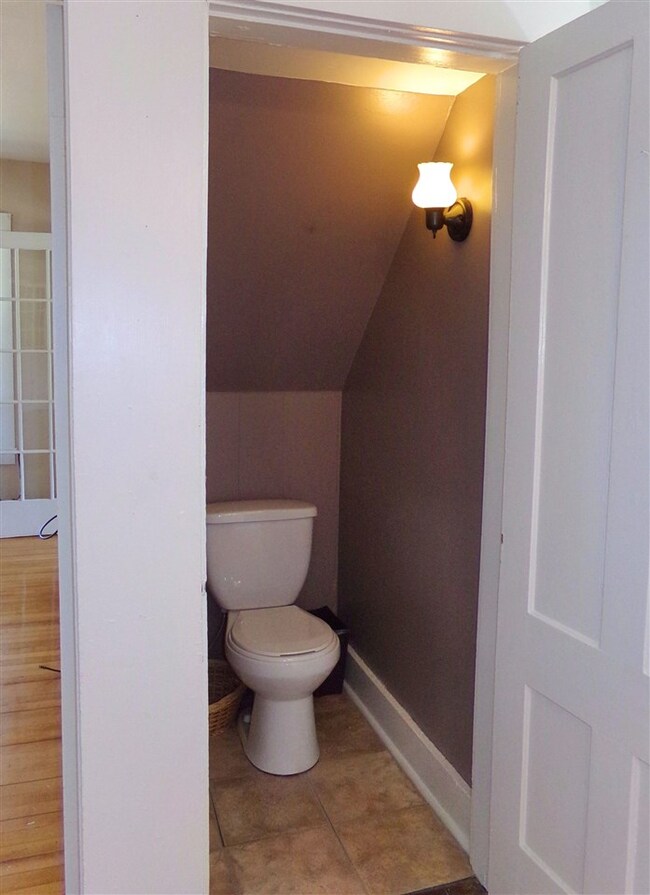 90 Armory St, Keene, NH 03431 - photo 4