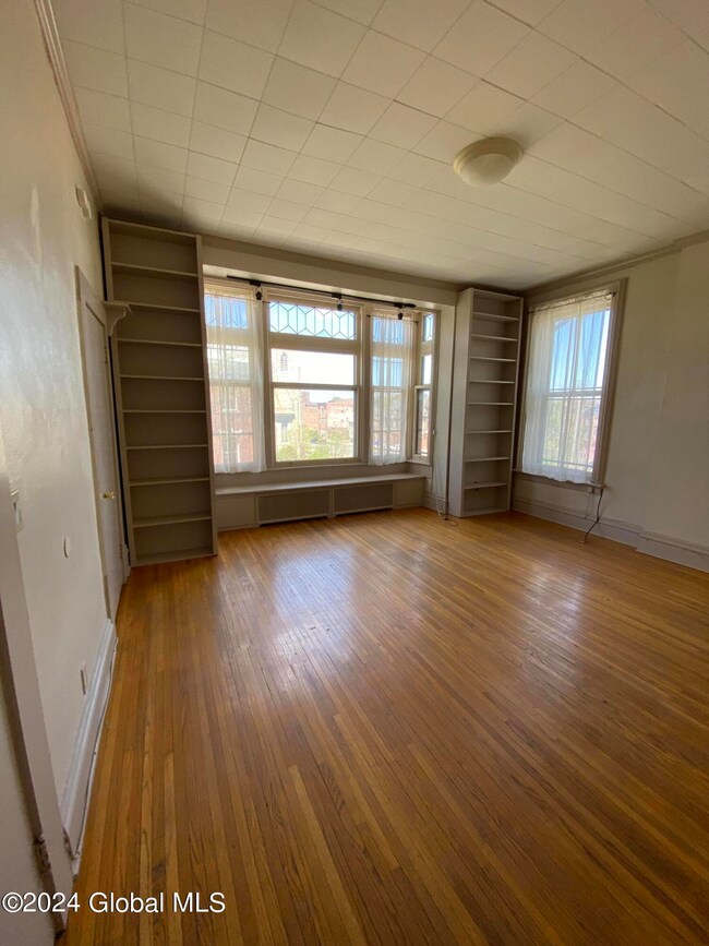 461 State St unit 3R, Albany, NY 12203 - photo 5