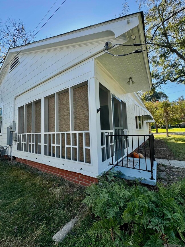 897 Kenmore Ave, Baton Rouge, LA 70806 - photo 2