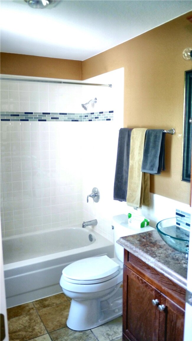 2402 Milton Way unit E, Milton, WA 98354 - photo 7