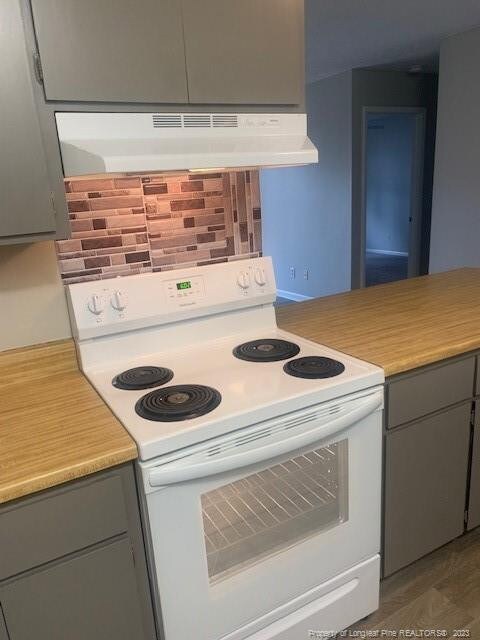 905 Applewood Ln, Fayetteville, NC 28303 - photo 5