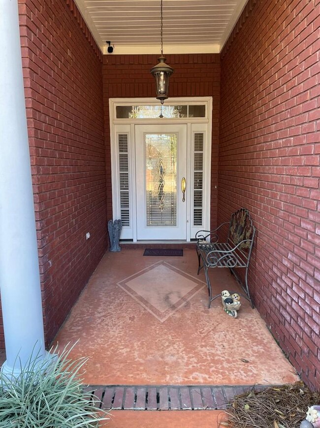 114 Lawrenceburg Ct, Dothan, AL 36305 - photo 2