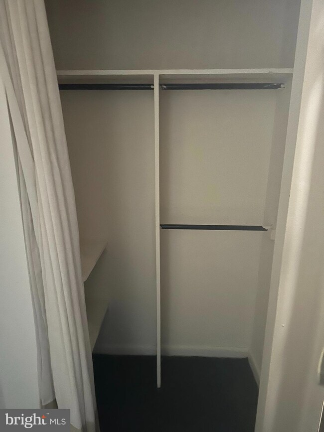 4522 Baker St unit 8, Philadelphia, PA 19127 - photo 5