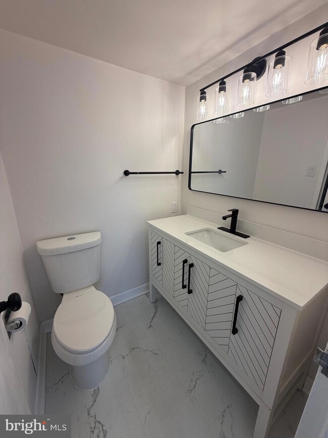 Presidential Towers unit 1722, Adelphi, MD 20783 - photo 7