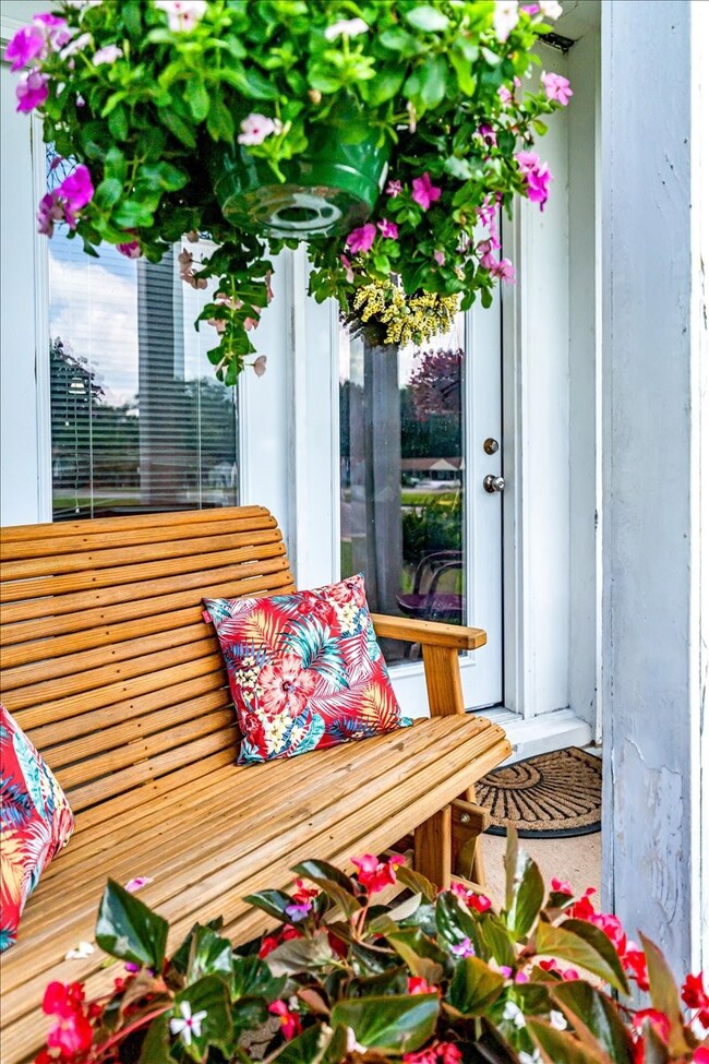 1302 Doctor Martin Luther King Jr B unit 5, Murfreesboro, TN 37130 - photo 3