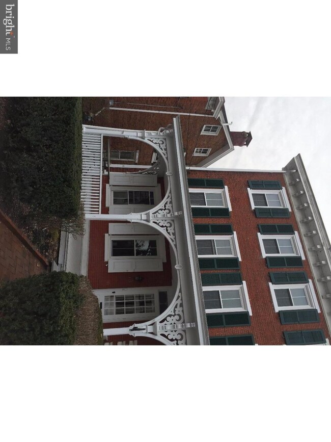 64 S Clinton St, Doylestown, PA 18901 - photo 2