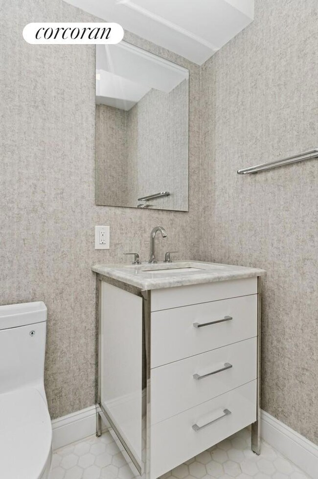 The St. Tropez unit 8R, New York, NY 10065 - photo 4