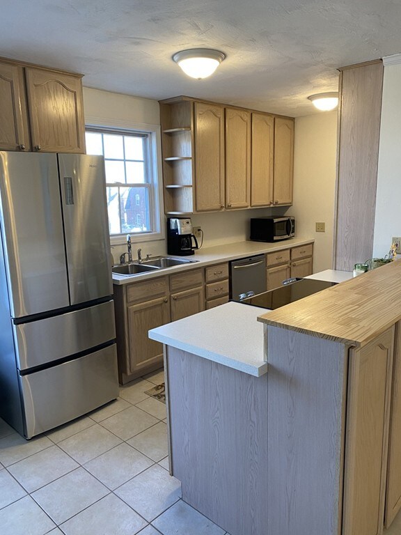 80 Prospect Heights, Milford, MA 01757 - photo 2