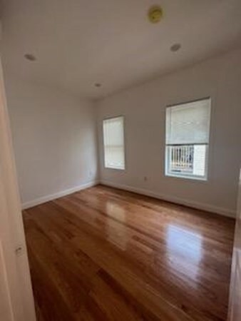 34 Cottage St unit 1, Chelsea, MA 02150 - photo 3