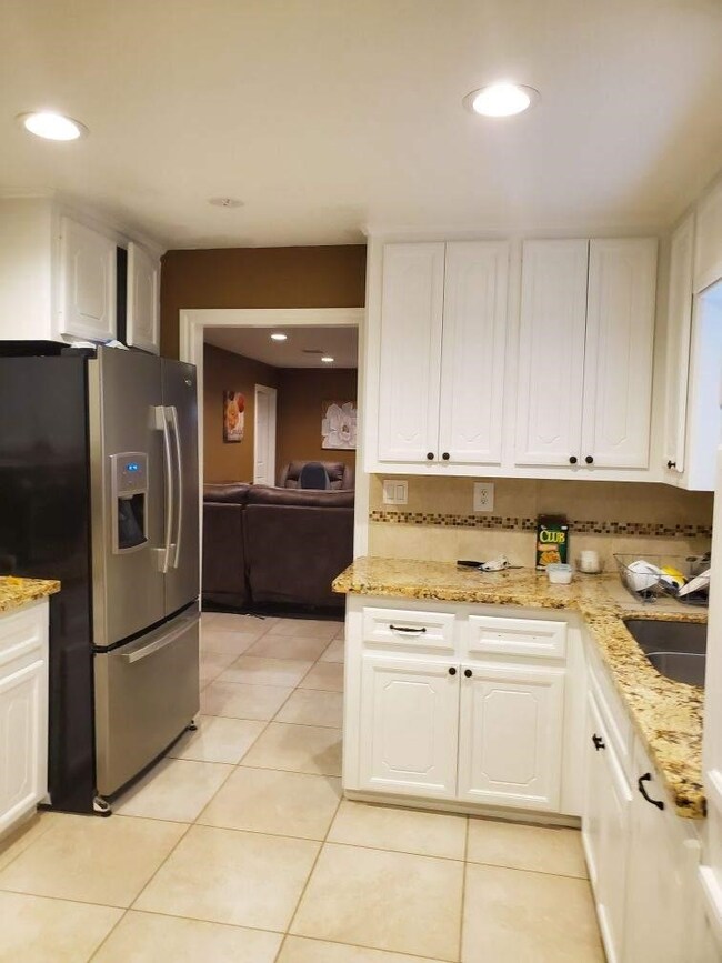 8019 Botany Ln, Houston, TX 77075 - photo 6