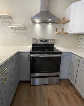 48 Champlain St unit 1, Springfield, MA 01151 - photo 4