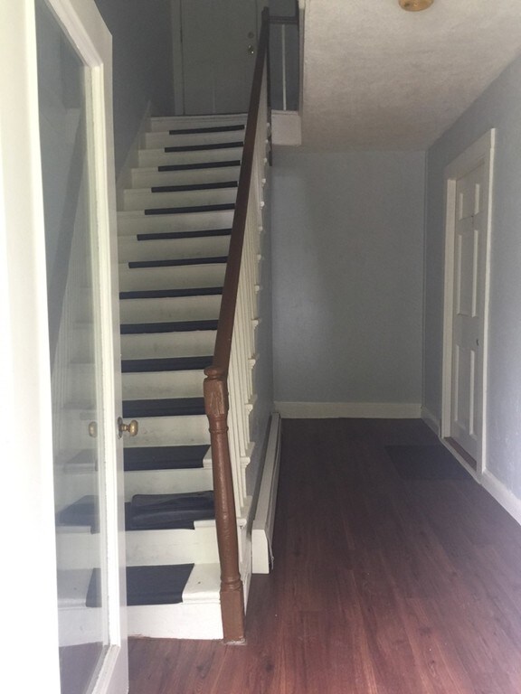 267 Mill St, Lancaster, MA 01523 - photo 3