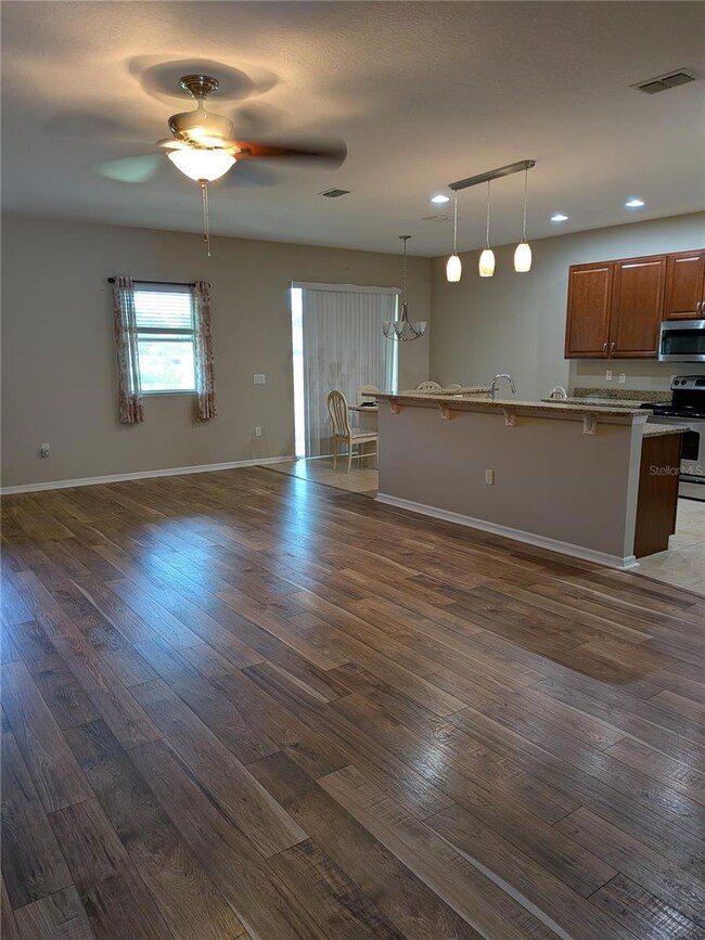 FAMILY ROOM VIEW