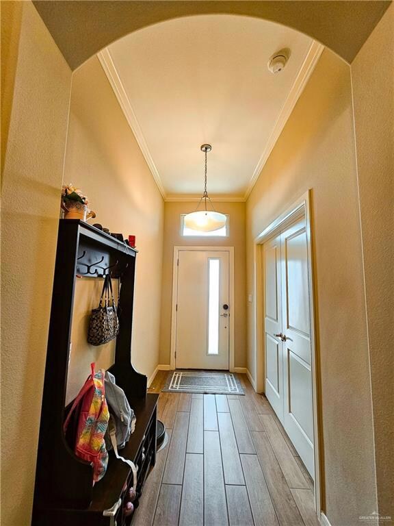 2011 Robin Ln, Mission, TX 78572 - photo 3