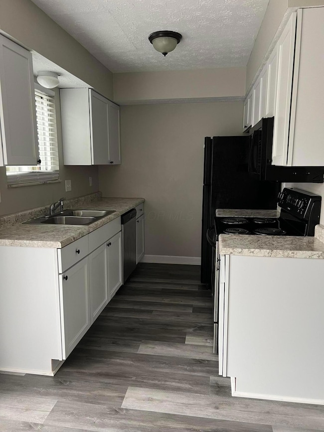 3068 Highcliff Ct unit 3068, Columbus, OH 43231 - photo 3