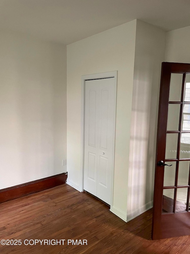 146 Analomink St, East Stroudsburg, PA 18301 - photo 3