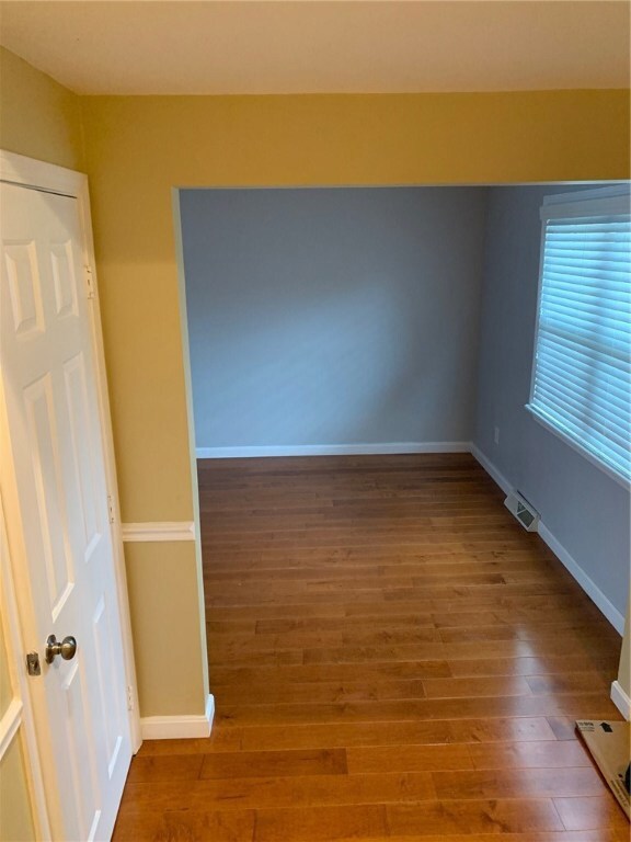 503 Pinewood Dr, Smithfield, RI 02917 - photo 4