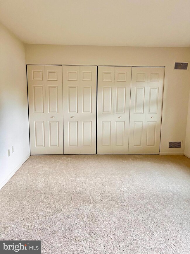 3425 S Leisure World Blvd unit 891D, Silver Spring, MD 20906 - photo 6