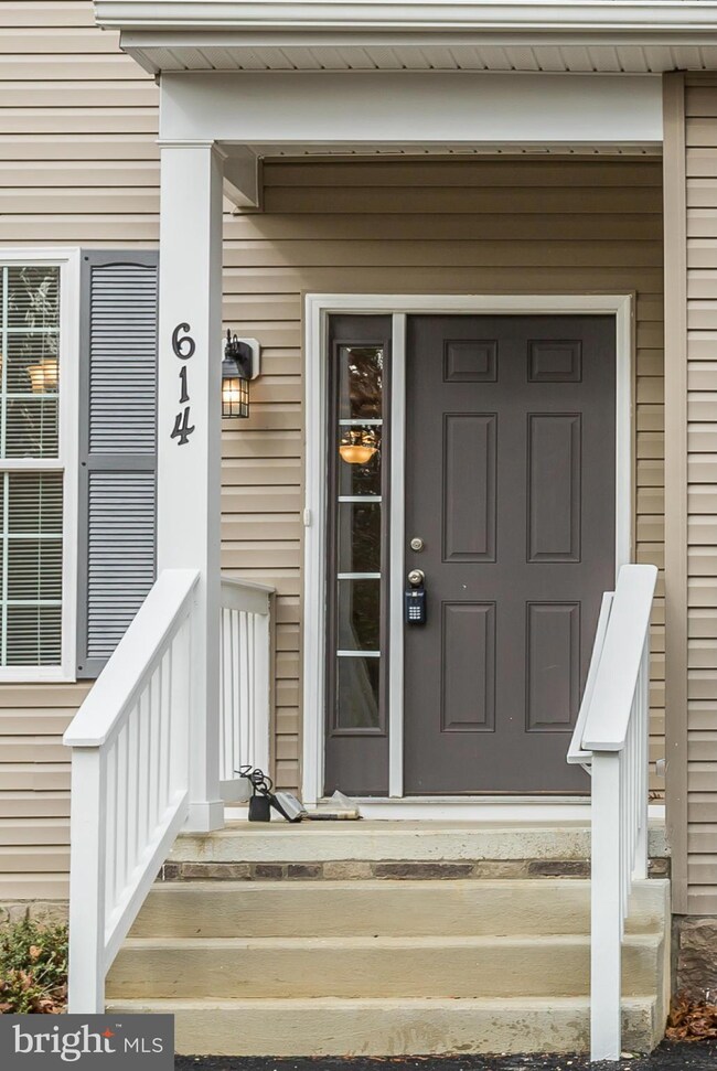 614 Lakeview Pkwy, Locust Grove, VA 22508 - photo 3