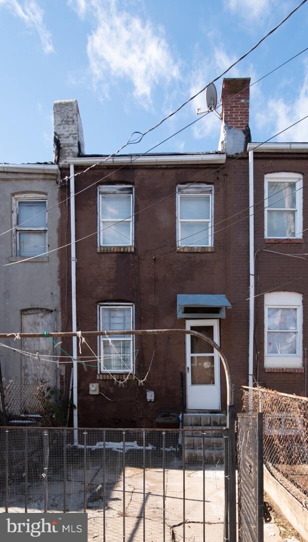 1711 N Durham St, Baltimore, MD 21213 - photo 2