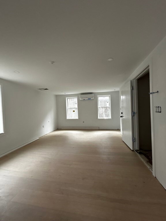 24 Ferrin St unit 1, Boston, MA 02129 - photo 7