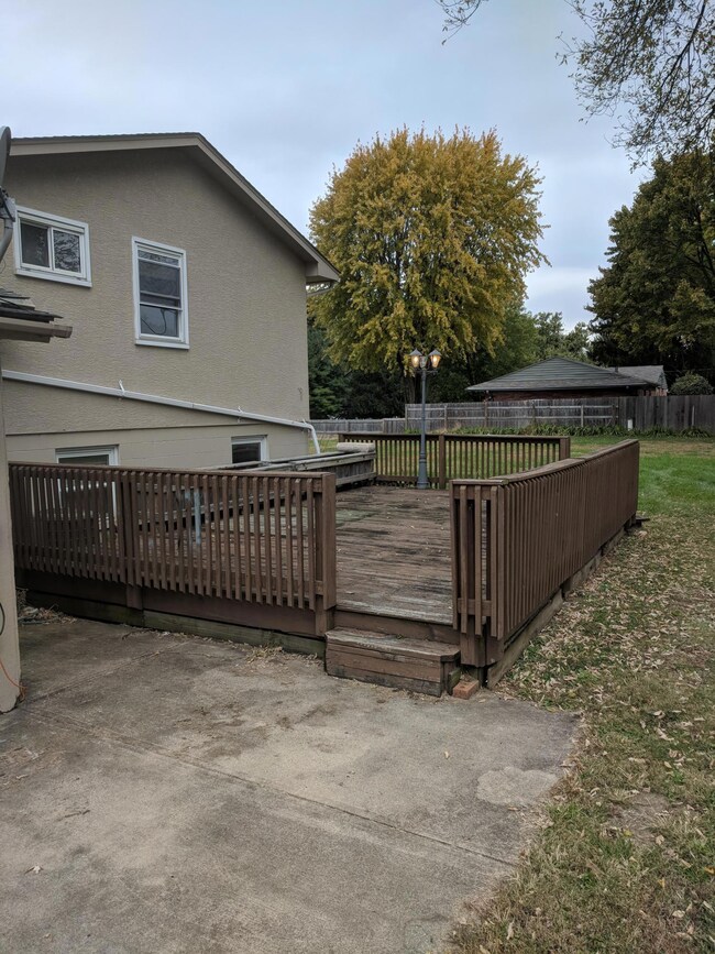 3788 Noe Bixby Rd, Columbus, OH 43232 - photo 4