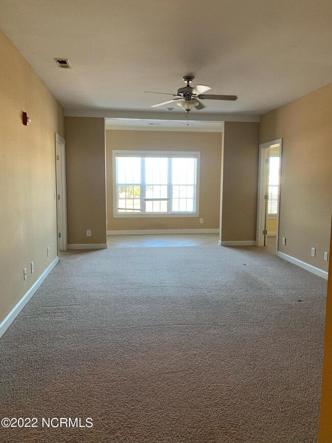 69264192792--A91947CB-96FE-46EA-9AA4-B2E